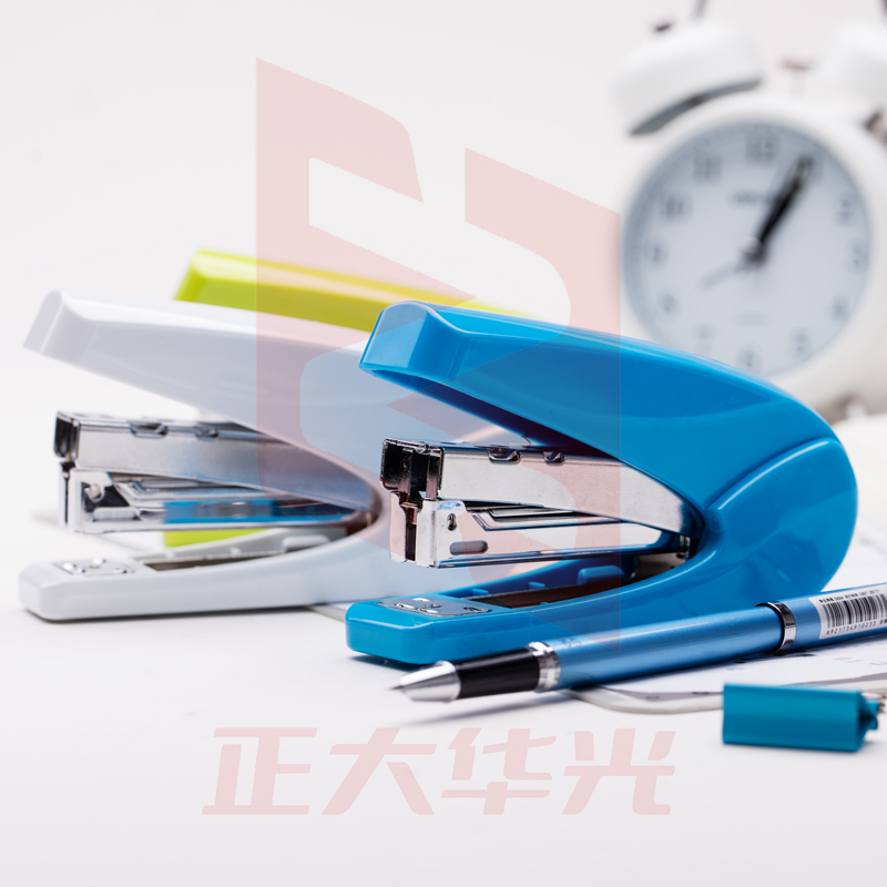 得力0429省力订书机(蓝白2色，颜色备注)XTGM02191554338939